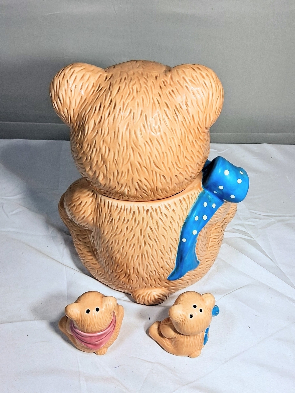 Vintage Rare Matching Set  "Theodore" Design Cookie Jar W/ Matching Shakers - Picture 2 of 8